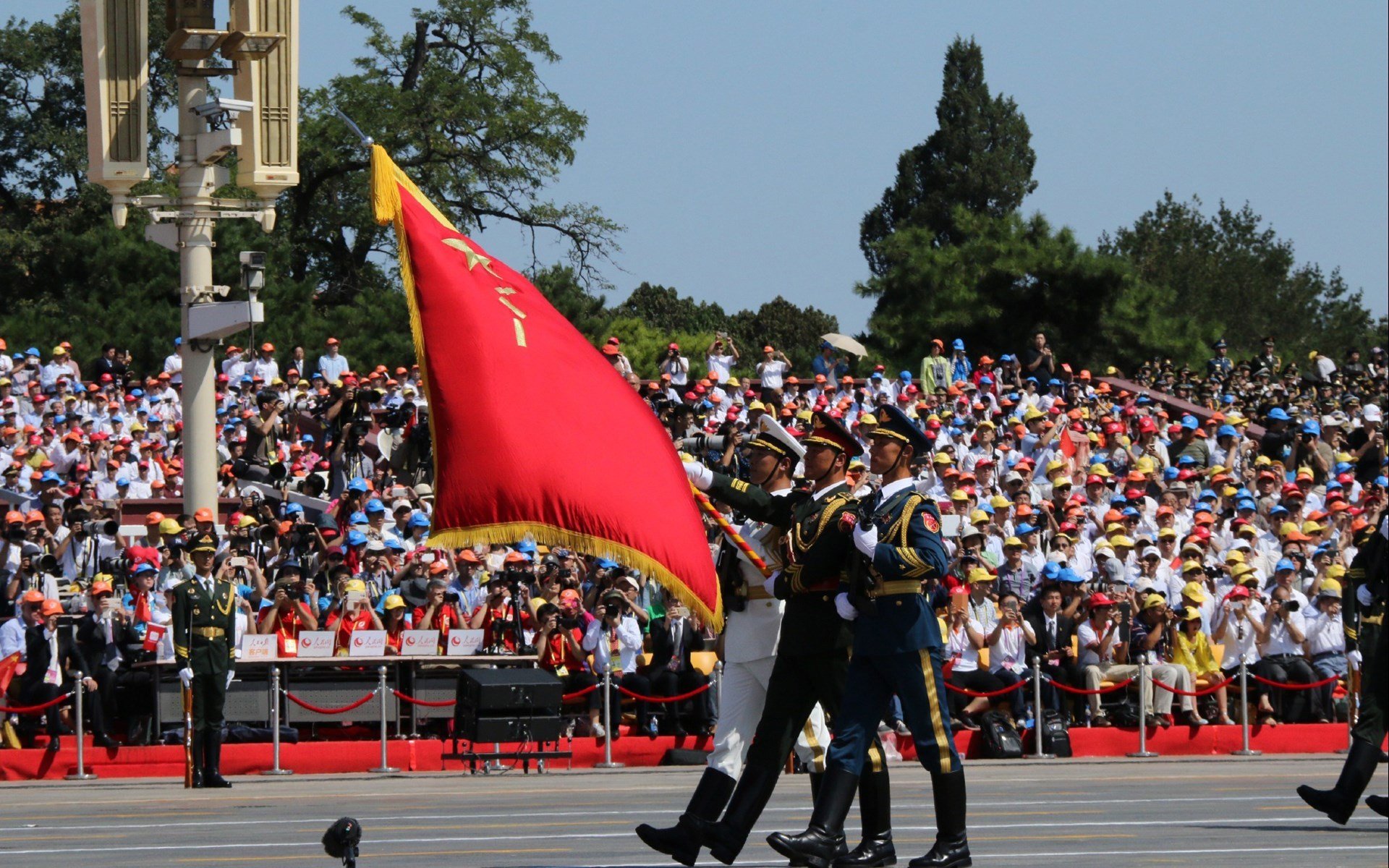 池中速度与体能稳定性形成训练亮点