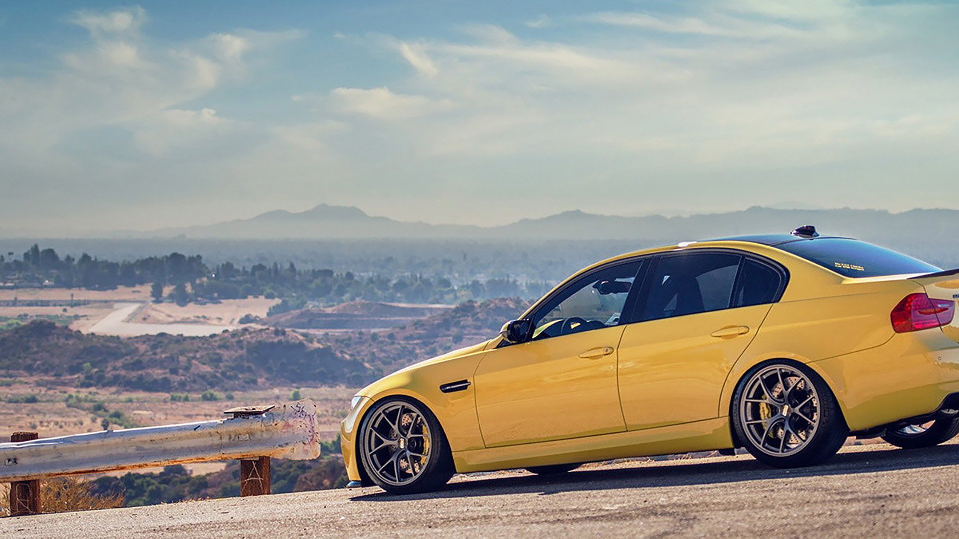 青年球员勇夺国际邀请赛冠军展现强劲上升潜力，青年足球国家队